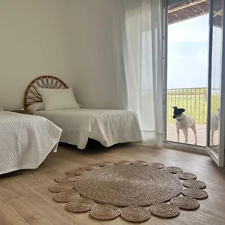 Casa Caraza. Un Olivar Con Vistas Al Castillo De Juego De Tronos
